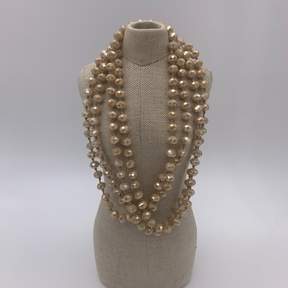 Long Vtg. MCM. Hand Knotted Shiny Sparkly Cream Beige Faced Glass Beads Necklace - Picture 3 of 5